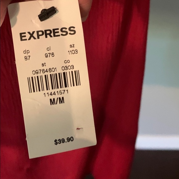 Express red cami - Picture 3 of 5